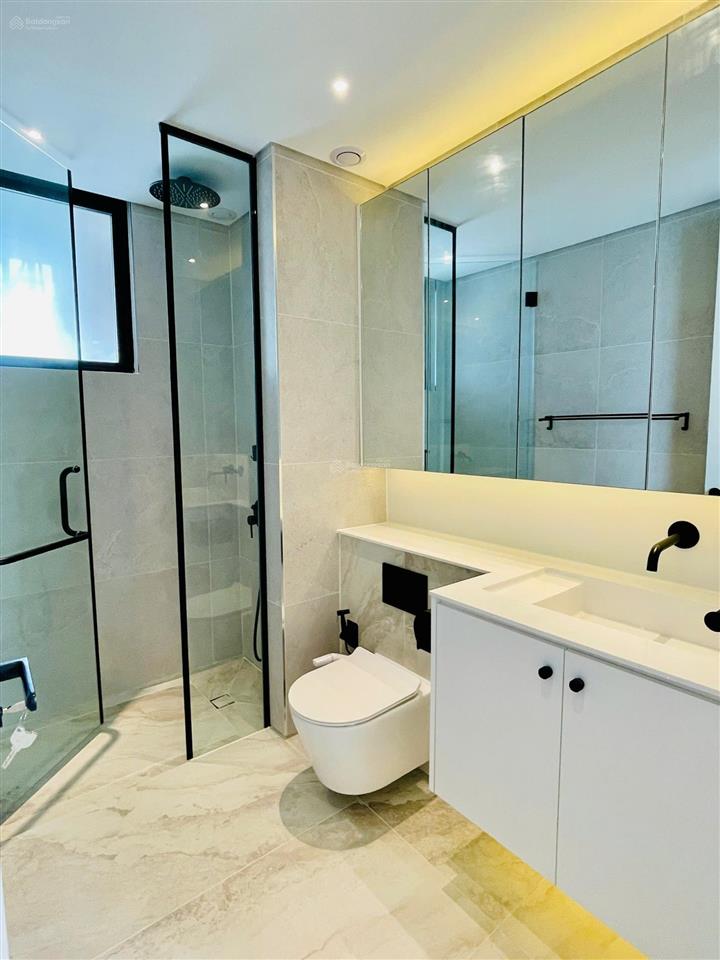 Cho thuê căn hộ 2 phòng ngủ estella heights  giá 53 triệu/th  căn góc  trống sẵn dọn vào ngay