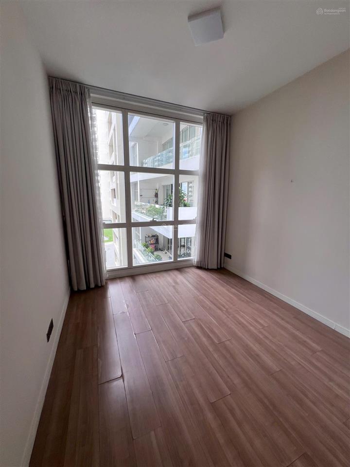 Cho thuê căn hộ 3 phòng ngủ the estella  giá 40 triệu  148m2  trống sẵn dọn vào ngay