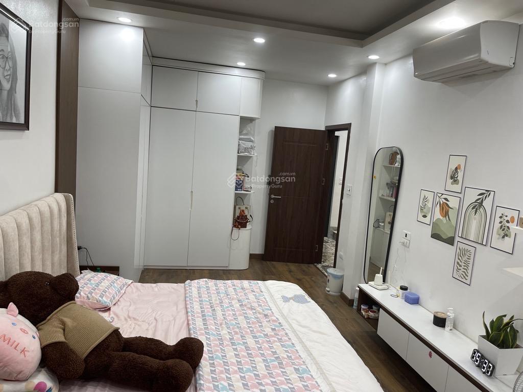 Bán nhà long biên  gần cầu vĩnh tuy dân xây tâm huyết mặt ngõ thông ô tô  kinh doanh 6.3tỷ