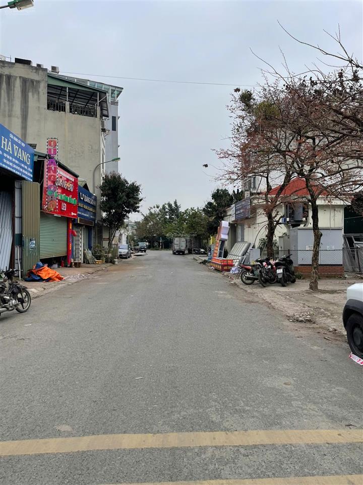 Bán đất khu phân lô khu đấu giá, vỉa hè 2 mặt ngõ ô tô tránhview hồgần cầu vĩnh tuy 72m2 11.2 ty