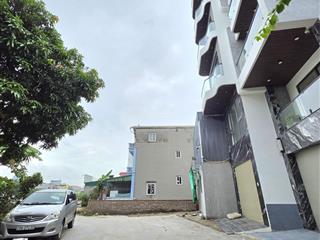 Bán nhà cự khối khu phân lô view hồ, xây mới 7 tầng thang máy full nội thất.
