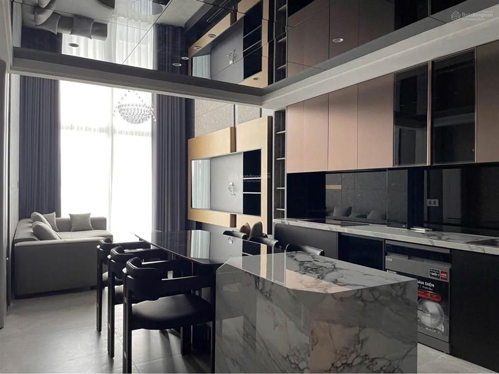 Bán nhà cự khối xây mới  lô góc  view hồ 7 tầng thang máy, thoáng mát vĩnh viễn 140m2 21.5 tỷ