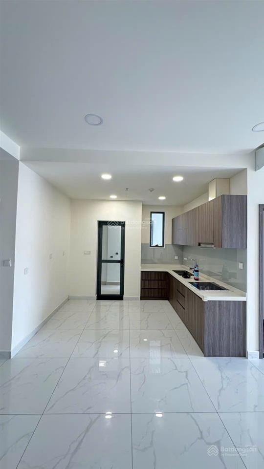 Cho thuê căn 3pn 121m2  19tr/th khu mới và cao cấp celadon city, view đẹp, nhà mới + 1 chỗ xe hơi