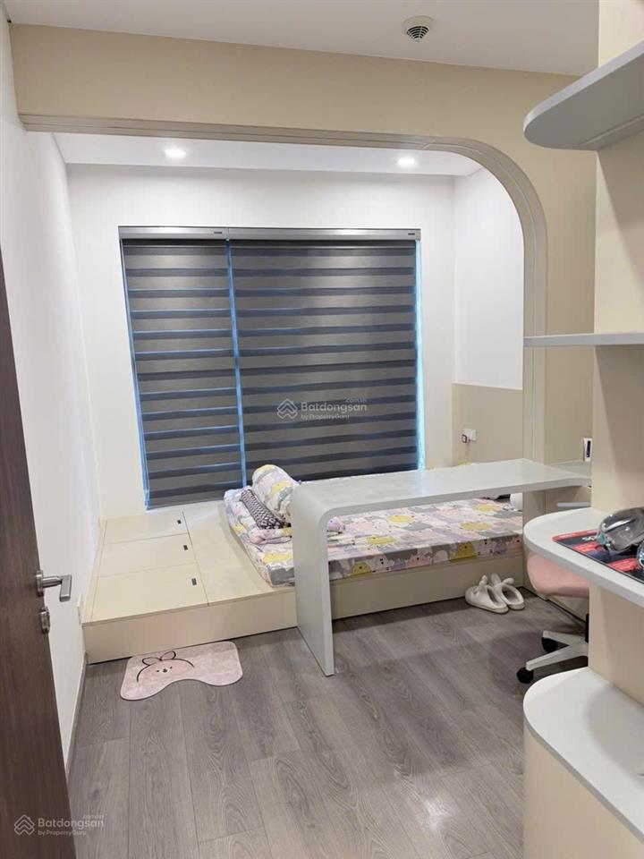 Cho thuê căn 4pn  141m2 full nội thất đẹp giá chỉ 27 triệu/tháng  diamond celadon city