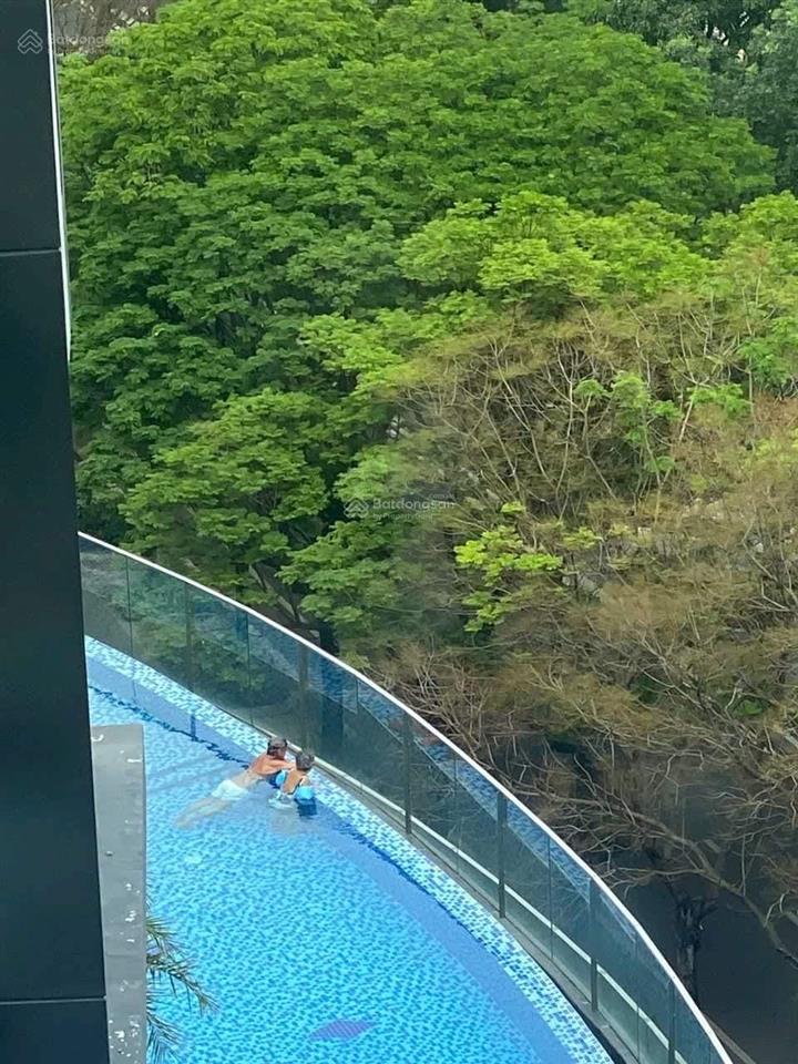 Hot! chỉ 30tr/thcho thuê căn 3pn sky villa 214m2 (có gara ôtô trong nhà) full nt đẹp celadon city