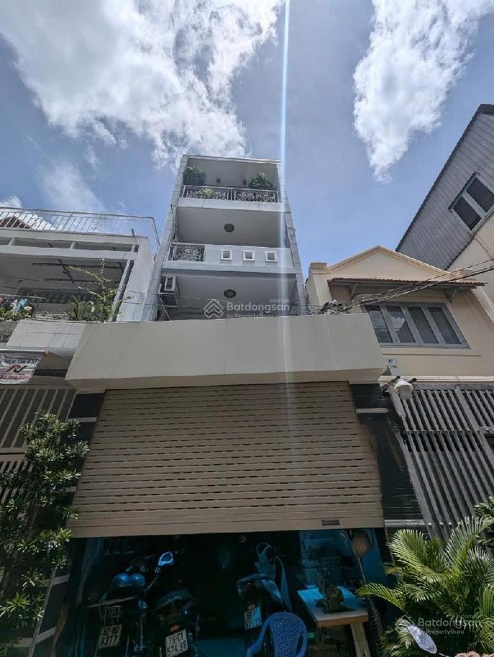 Lũy bán bích , thoại ngọc hầu, âu cơ, hẻm xe hơi, 78m2, 4 tầng, 3.9x 20 m, giá 8 tỷ nhỉnh