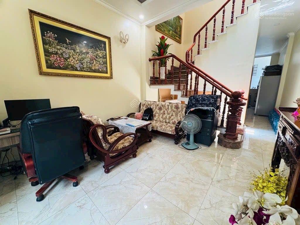 Trường chinh, phạm văn bạch, tân sơn, sát metro, gần sân bay, 3 tầng, 64m² (4.2 x 15m), 7 tỷ xíu