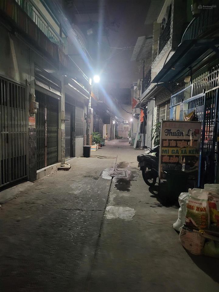 Chính chủ bán nhà lê văn quới, gần ngã tư 4 xã, hòa bình tân phú, 3 tầng, 55m2, giá 5.2 tỷ.