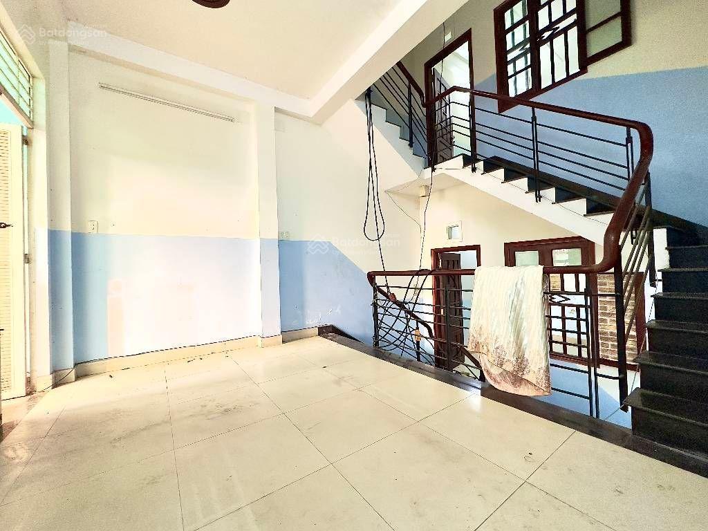 Hồng lạc, lạc long quân, bảy hiền, tân bình , nhà 6 tầng, 60m2, hẻm thông xe tải , giá 8 tỷ xíu