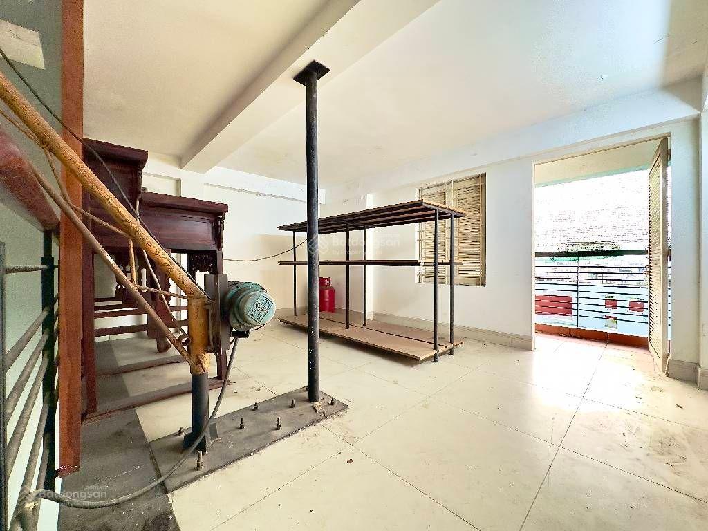 Hồng lạc, lạc long quân, bảy hiền, tân bình , nhà 6 tầng, 60m2, hẻm thông xe tải , giá 8 tỷ xíu