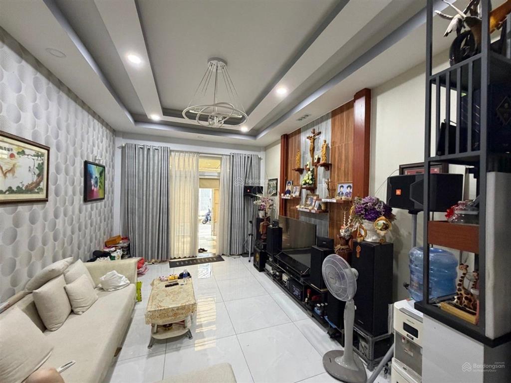 Tân sơn nhì, gò dầu vip tân phú, hẻm xe hơi 8m, 5 tầng, 90m, nhỉnh 9 tỷ