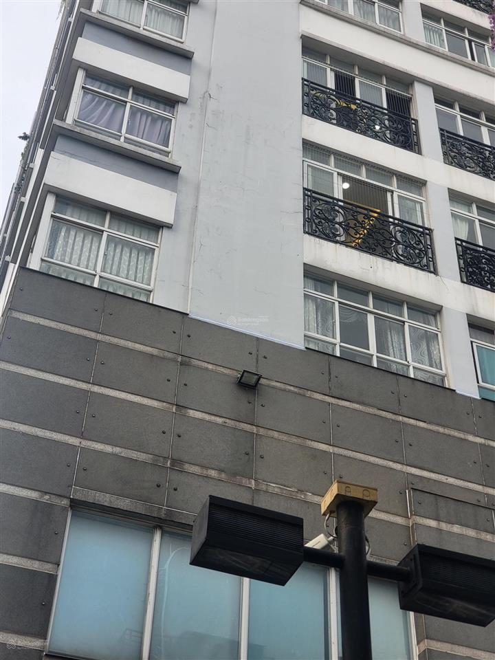 Chính chủ bán căn hộ góc 2 mặt tiền, 141 cộng hòa plaza, full nội thất, 70m, 2pn, giá 5.25 tỷ