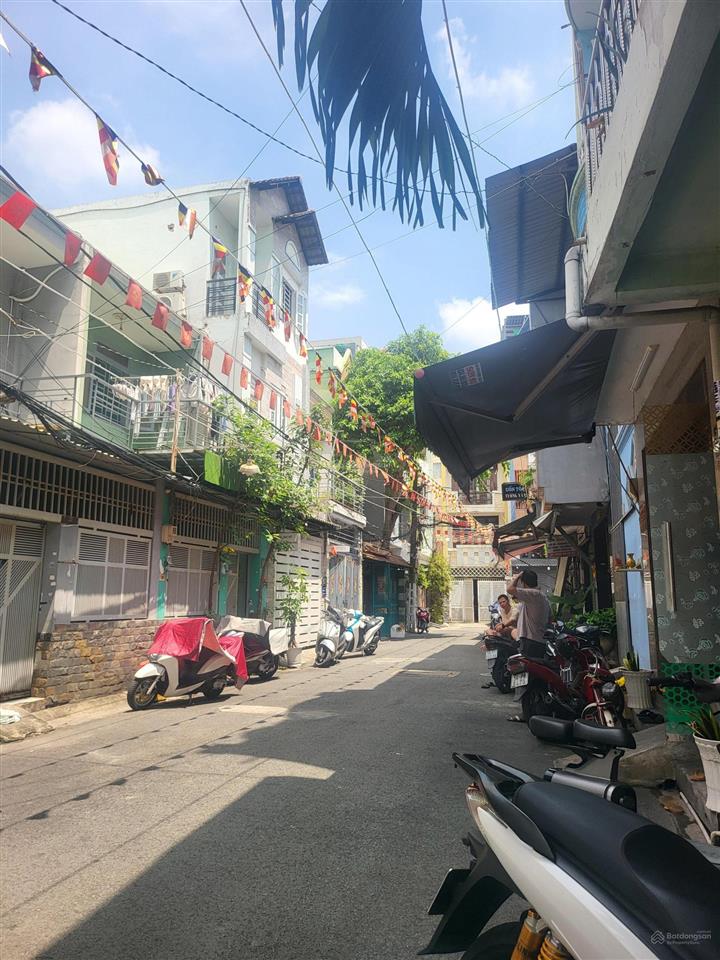 Gấp bán nhà trường chinh, phạm văn bạch, tân sơn, sát metro, không tod, 3 tầng, 64m, 7 tỷ xíu
