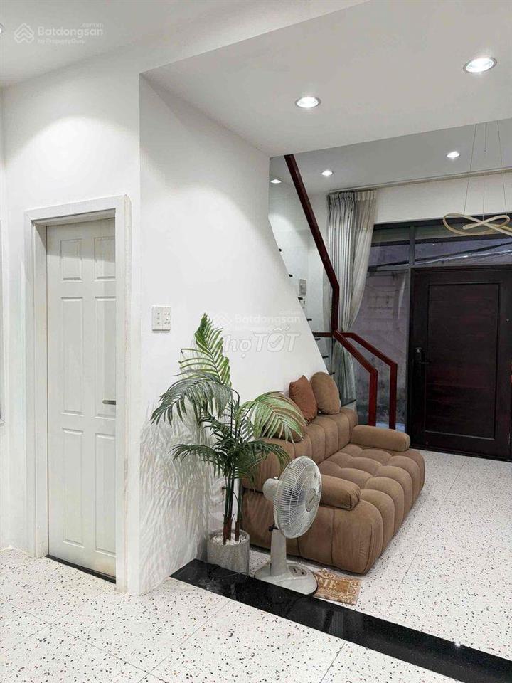 Phú nhuận sát mặt tiền lê văn sỹ, đặng văn ngữ, trường sa. 3 tầng, 42m2, nhỉnh 6 tỷ