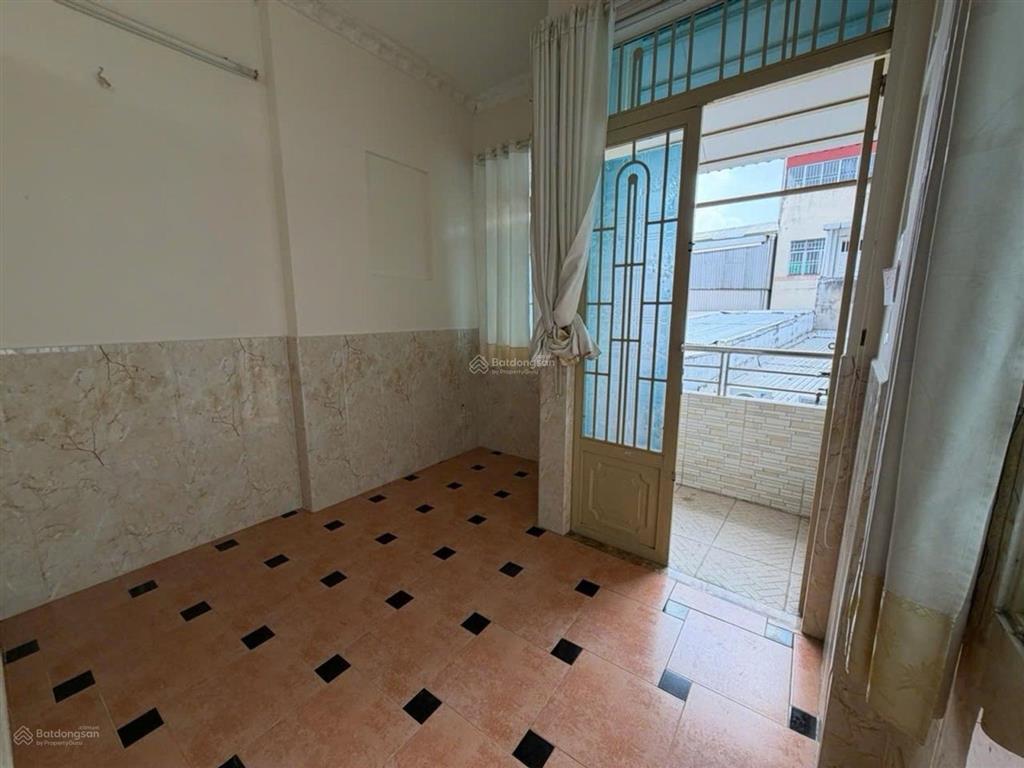 Bán nhà cách mạng tháng tám, phạm văn hai, hẻm xe hơi, 3 tầng, 46m2, giá 6 tỷ xíu tl