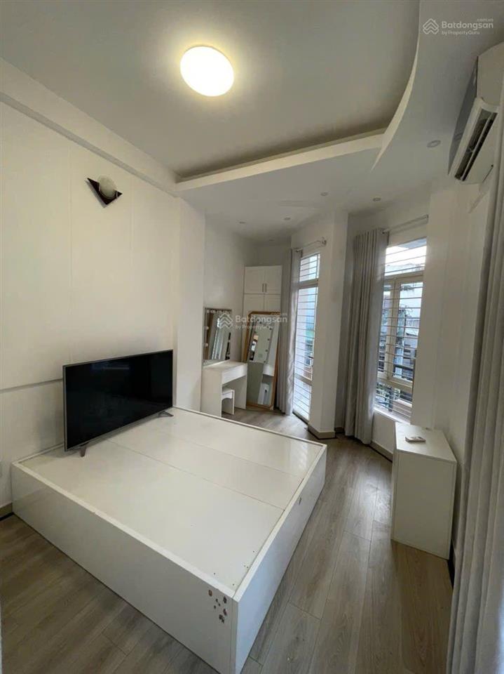 Lê văn sỹ, trần quang diệu, huỳnh văn bánh, vip q3, hẻm xe hơi, 5 tầng, 33m2, giá 6 tỷ xíu