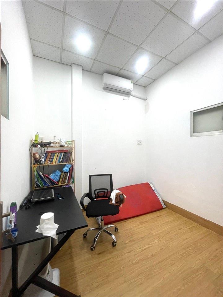 Hẻm nhựa thông phan huy ích, tân bình, hẻm xe hơi 6m, dt 40m2, 2 tầng, giá 4 tỷ xíu