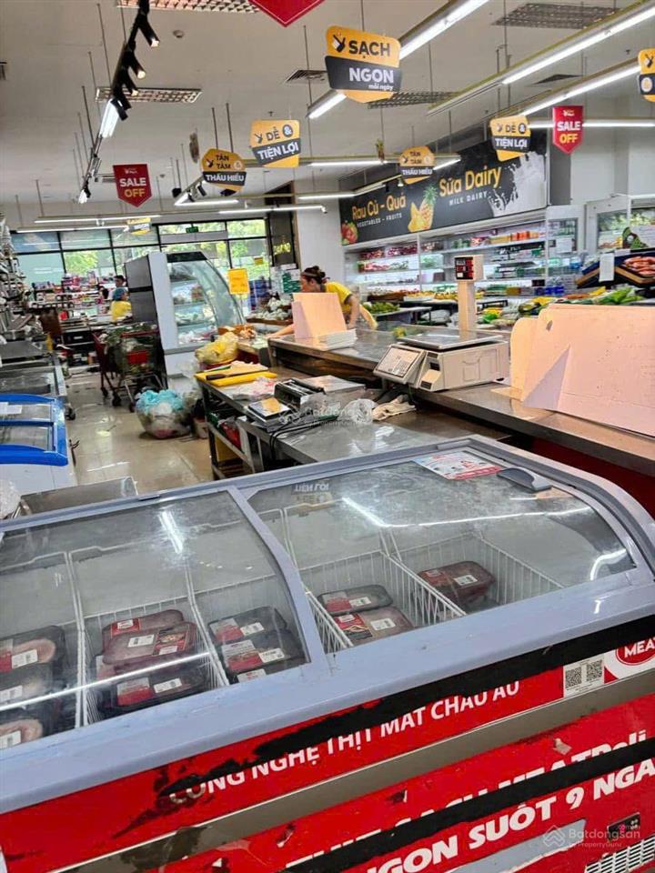 Cần bán gấp shophouse hồ tùng mậu  kđt goldmark city 551m2 dòng tiền 4 tỷ/năm căn góc  67.9 tỷ