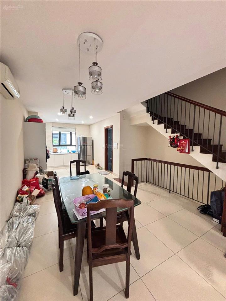 Người quen gửi bán nhà liền kề kđt nam an khánh  vinhomes thăng long  90m2  mt 5m  23 tỷ
