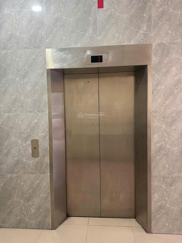 Người quen bán căn nhà phân lô tđc thạch bàn, 6tầng thang máy,vỉa hè ôtô tránh, 75m2, mt 5m, 18.4tỷ