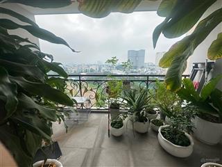 Chính chủ cần bán căn hộ cc flemington, q11, dt 220m2, 4pn, 4wc, full nt, giá 12,8tỷ (giá thật)