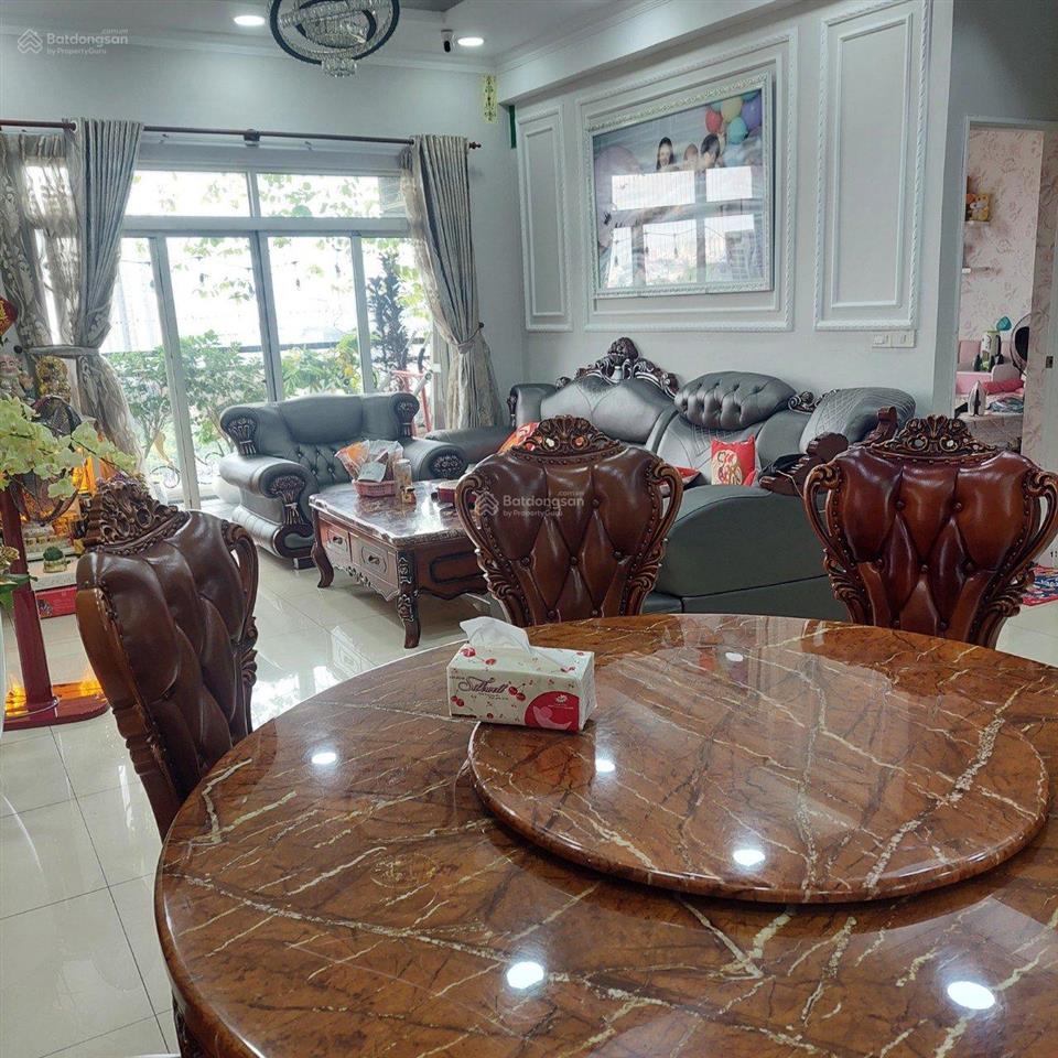 Chính chủ cần bán căn hộ cc flemington, q11, dt 220m, 4pn, 4wc, full nt, giá 16,8 tỷ (giá thật)