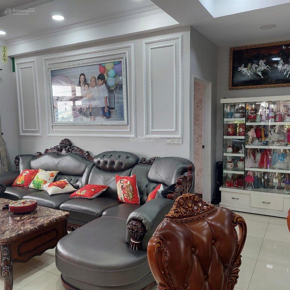 Chính chủ cần bán căn hộ cc flemington, q11, dt 220m, 4pn, 4wc, full nt, giá 16,8 tỷ (giá thật)