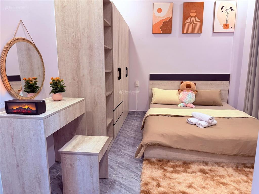 Cho thuê phòng đầy đủ nội thất 50m2, giá ưu đãi 8 triệu tại tôn đản q4, gần q1 q7 q8