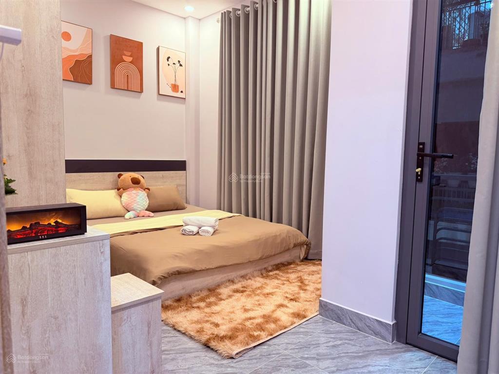 Cho thuê phòng đầy đủ nội thất 50m2, giá ưu đãi 8 triệu tại tôn đản q4, gần q1 q7 q8