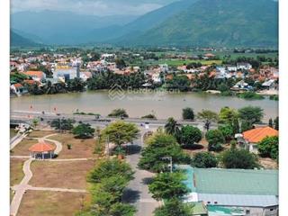 Lô đất full thổ cư 3 mặt tiền, view sông, view biển đường nhựa 40m giá 6.3 tỷ. kkt vp