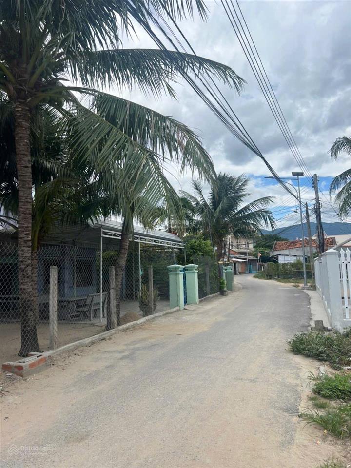 Đất lô 2 gần biển vạn thắng, chuẩn bị làm đường biển vạn thắng  tu bông giá chỉ 1.55 tỷ