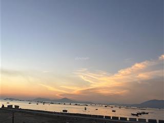 Một lô đất có view bình minh tuyệt đẹp, cách biển bãi tắm chỉ vài chục bước chân. giá chỉ 2 tỷ hơn