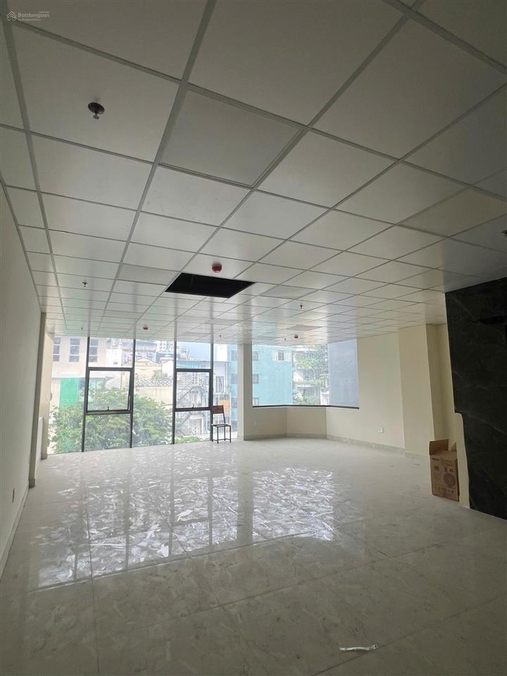 Building duy nhất ngay mt hồ hảo hớn, q.1, 8x25m, hầm + 7 tầng  hđt 300 triệu, giá 110 tỷ