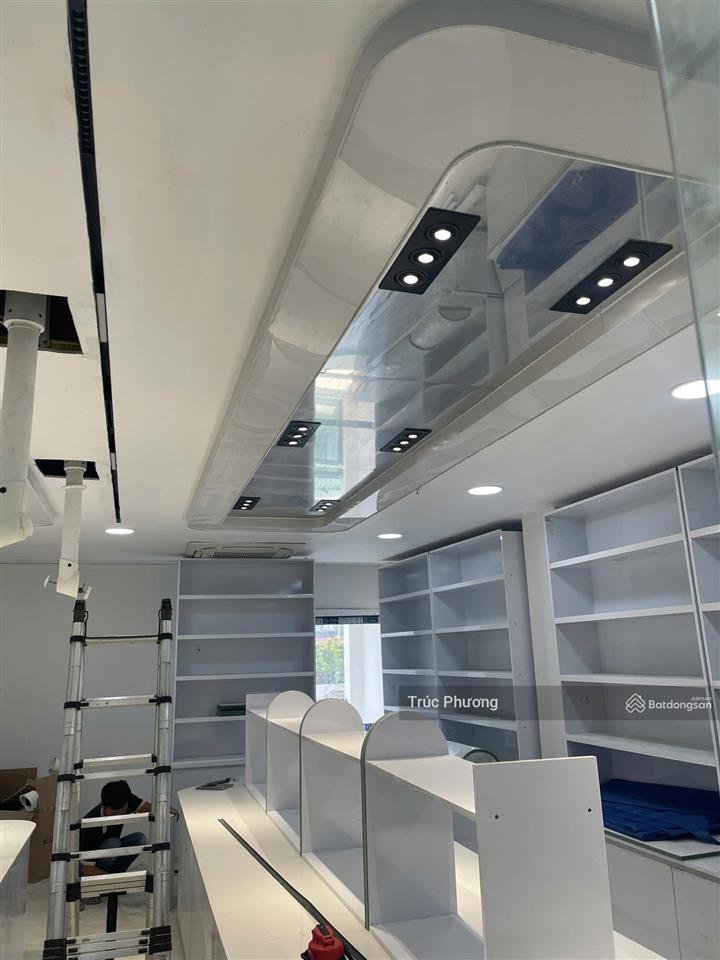 Tòa nhà mt đinh bộ lĩnh, bình thạnh, 218m2(8x28m) hầm + 8 tầng, hđt 210 triệu, giá 73 tỷ