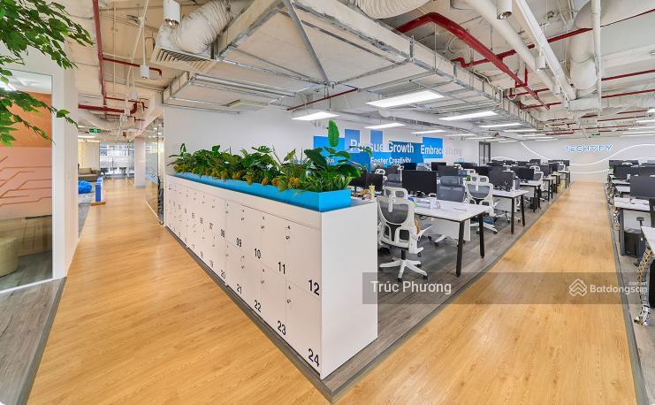 Building đẹp góc 2mt trần hưng đạo quận 1, 180m2(10x18)m trệt2 lầu, hđt 230 triệu, giá 61 tỷ