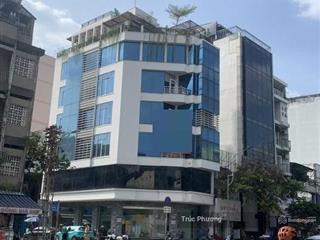 Building đẹp góc 2mt trần hưng đạo quận 1, 180m2(10x18)m trệt2 lầu, hđt 230 triệu, giá 61 tỷ