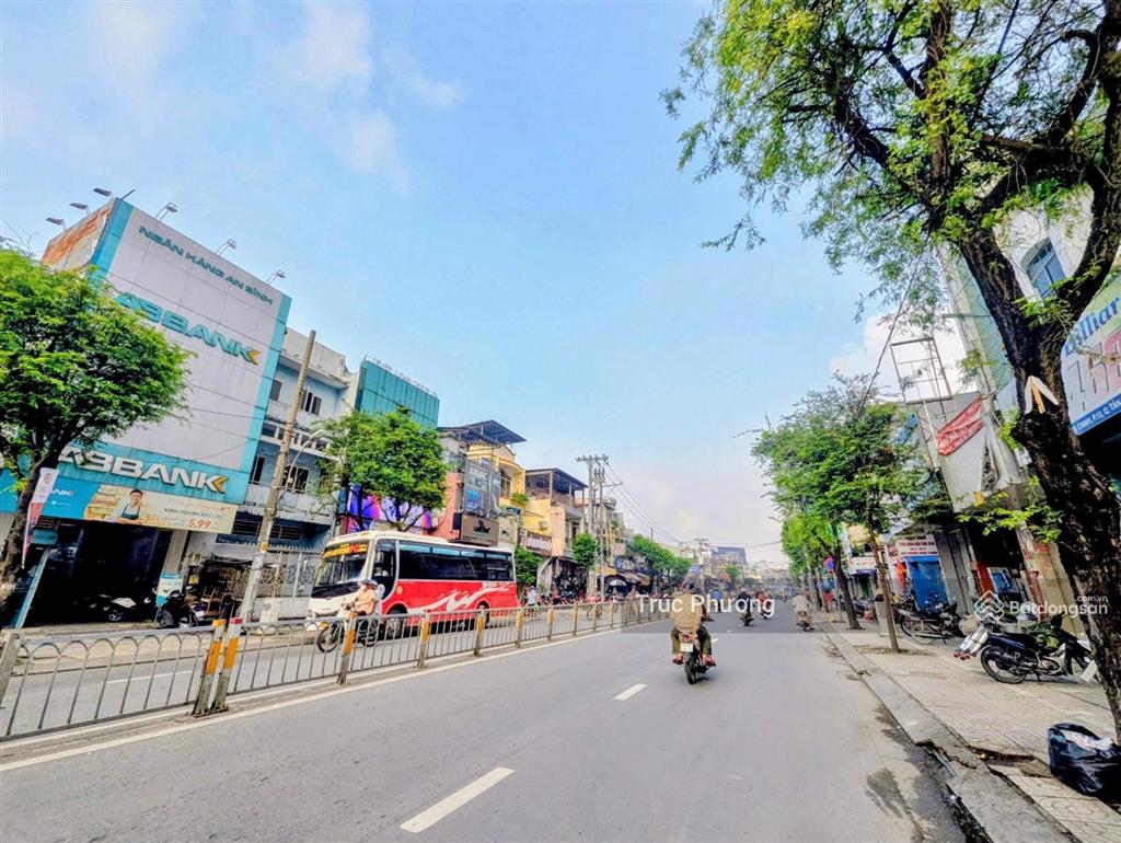 Dòng tiền 130 triệu/tháng! 2mt trường chinh, tân bình, 200m2(7x28m) 2 tầng, giá 48.9 tỷ