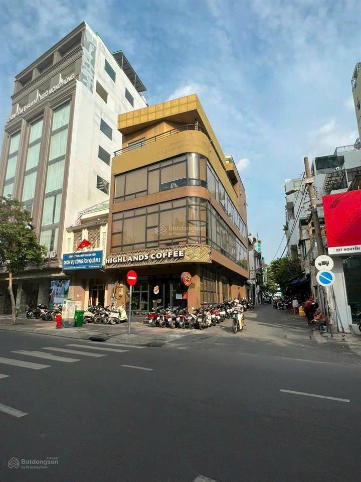 Căn góc 2 mt nguyễn đình chiểu, quận 3, 6.5x19m, 3 tầng  hđt 180 triệu/th, giá 49 tỷ