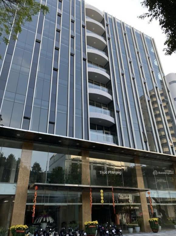 Tòa nhà đường nguyễn gia trí, bình thạnh 460m2(17x26m)hầm + 7 tầng  hđt 350 triệu, giá 115 tỷ