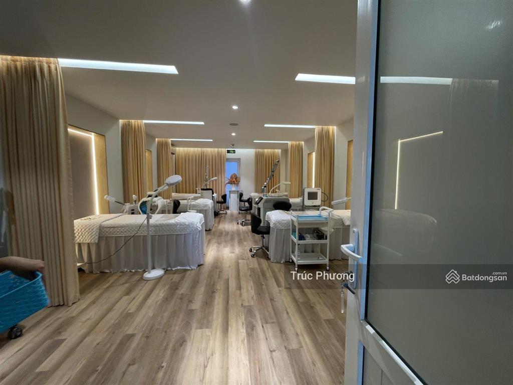 Tài sản đáng mua nhất mt ung văn khiêm, bình thạnh, 185m2(6x32m)7 tâng, hđt 200 triệu, 52 tỷ