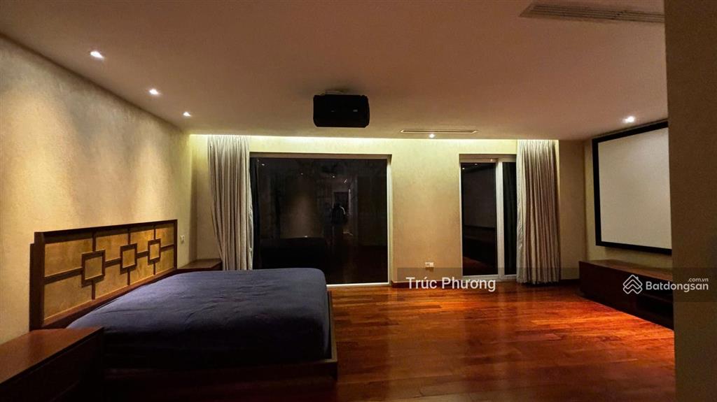 Cần tiền bán biệt thự sg pearl nguyễn hữu cảnh bình thạnh 170m2 (7x24m) hầm + 3 tầng, giá 99 tỷ