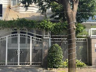 Cần tiền bán biệt thự sg pearl nguyễn hữu cảnh, bình thạnh 170m2 (7x24m) hầm + 3 tầng, giá 99 tỷ