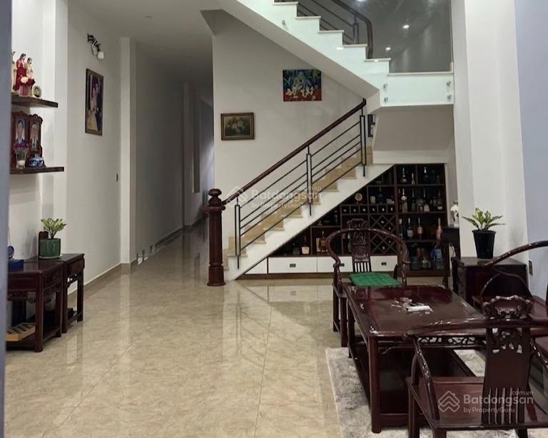 Nhà 2 tầng 160.8m2 ngang 5m  mặt tiền đường cầu xây 2  tăng nhơn phú  quận 9 cũ  giá 10.9 tỷ