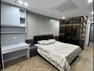 Bán nhà nguyễn văn cừ phường bồ đề long biên hà nội diện tích 37/40m2 x 6 tầng x 3,5m x 18,8 tỷ