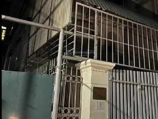Bán nhà cự khối long biên hà nội 57m2 x 1 tầng x 5,5 tỷ  nhà cấp 4 mới có 2 phòng trọ trong đê