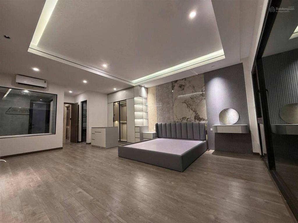 Bán nhà thạch bàn long biên hà nội 50m² x 6 tầng x 4m mặt tiền = hậu x 10,5 tỷ