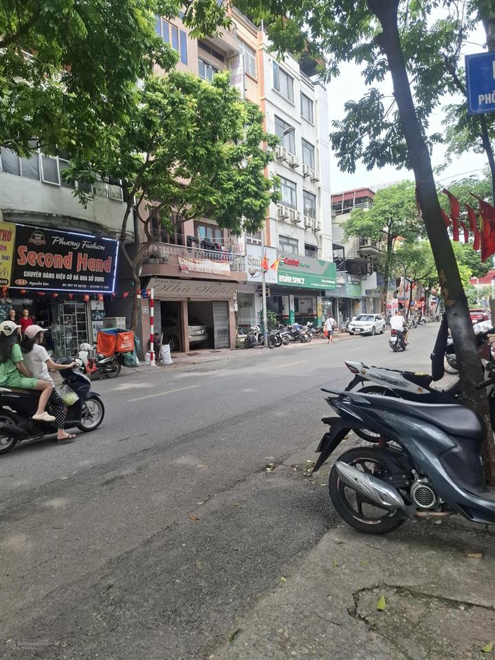 Nh bán nhà nguyễn sơn phường bồ đề long biên hà nội 42m2 x 2,5 tầng x 26,8 tỷ