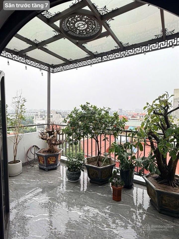 Bán nhà cổ linh long biên hà nội 70m² x 7 tầng x 28 tỷ  gara 2 ô tô  nội khu dân trí cao