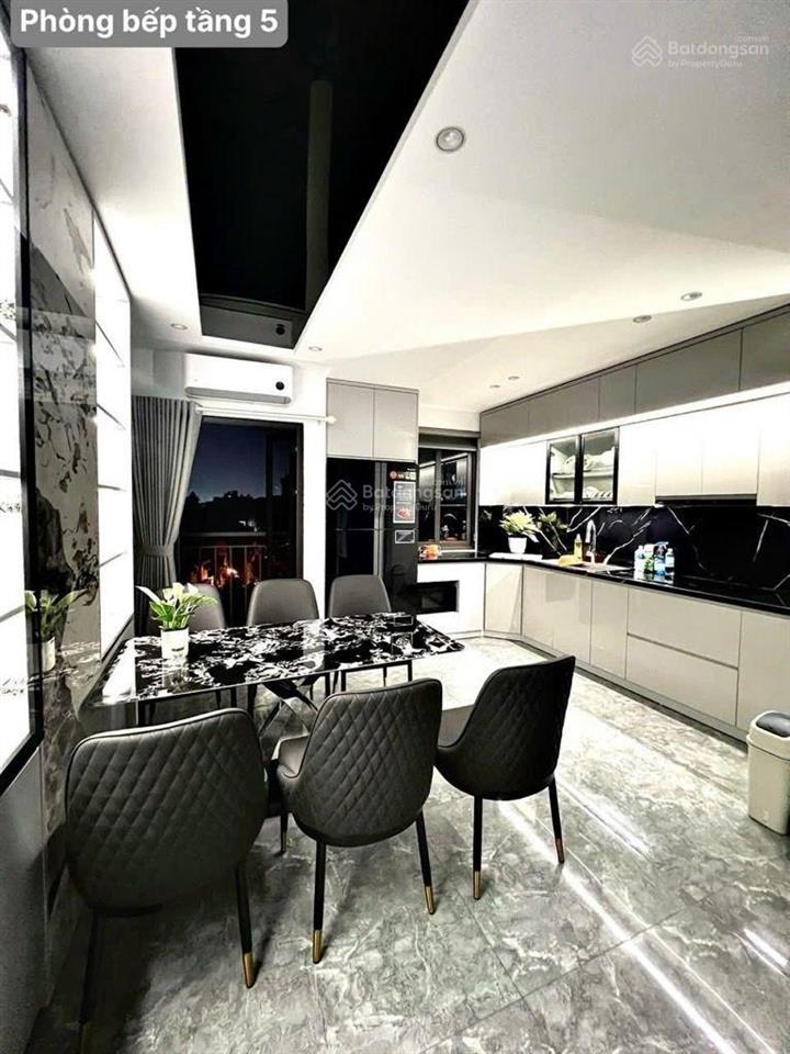 Bán nhà cổ linh long biên hà nội 70m² x 7 tầng x 28 tỷ  gara 2 ô tô  nội khu dân trí cao