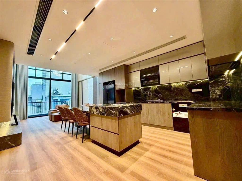 Bán nhà phố trạm cổ linh long biên hà nội 50/60m2 x 7 tầng x 27 tỷ